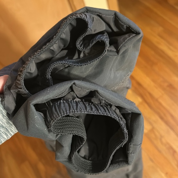 THe North Face boys snow pants snoww pants snow bib EUC sz 10-12 M - Picture 2 of 8